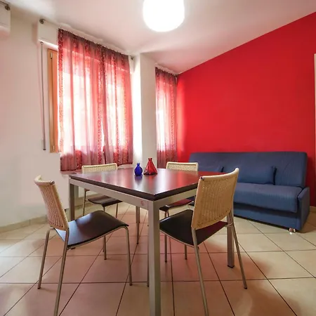 Dante Apartment